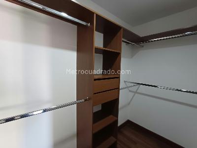 Apartamento de 3 alcobas en arriendo en La Inmaculada, Envigado, 88 m² · foto 18 de 20