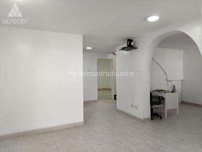Casa de 5 alcobas en arriendo en San Nicolas, Bogotá, 495 m² · foto 5 de 17