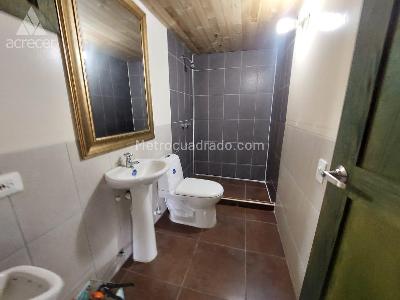 Casa de 4 alcobas en arriendo en El Escobero, Envigado · foto 19 de 20