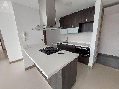 Apartamento de 2 alcobas en arriendo en Loma De Los Mesa, Envigado, 88 m² · foto 3 de 17