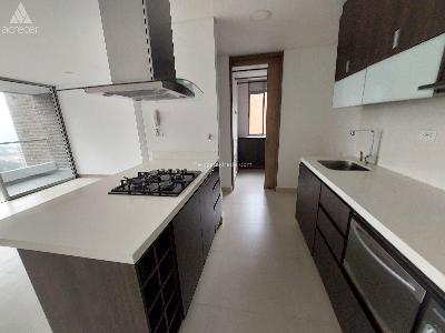 Apartamento de 2 alcobas en arriendo en Loma De Los Mesa, Envigado, 88 m² · foto 4 de 17