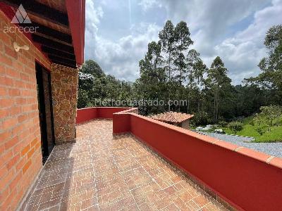 Casa de 3 alcobas en arriendo en El Escobero, Envigado, 270 m² · foto 5 de 20