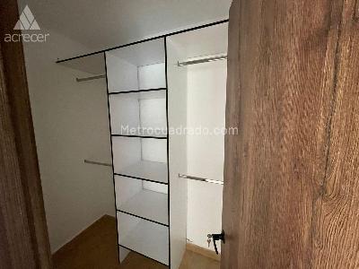Casa de 3 alcobas en arriendo en El Escobero, Envigado, 270 m² · foto 12 de 20
