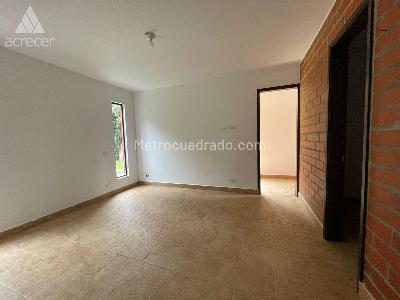 Casa de 3 alcobas en arriendo en El Escobero, Envigado, 270 m² · foto 14 de 20