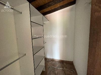 Casa de 3 alcobas en arriendo en El Escobero, Envigado, 270 m² · foto 18 de 20