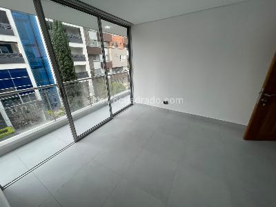 Apartamento de 3 alcobas en arriendo en Miravalle, Medellín, 140 m² · foto 7 de 20