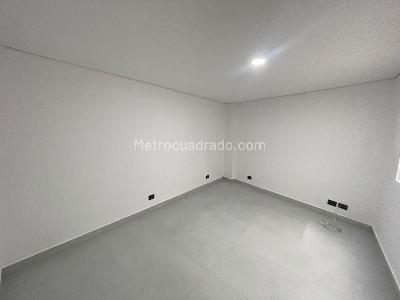 Apartamento de 3 alcobas en arriendo en Miravalle, Medellín, 140 m² · foto 11 de 20