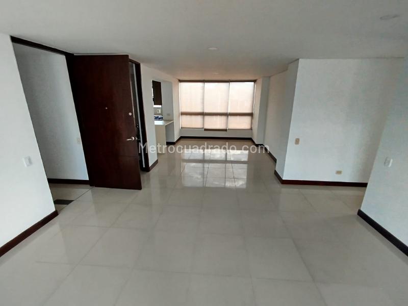 Apartamento de 3 Alcobas con Vistas Panorámicas en Santa María de los Ángeles - 4