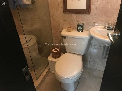 Apartamento de 2 alcobas en venta en Santa Ana Occidental, Bogotá, 104 m² · foto 11 de 18