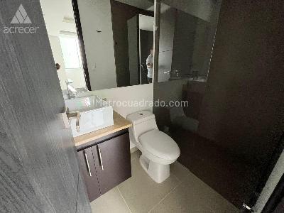 Apartamento en arriendo en El Esmeraldal, Envigado · foto 9 de 12