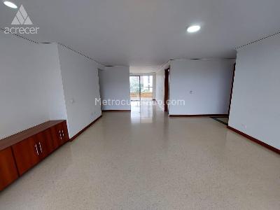Apartamento de 3 alcobas en arriendo en San Lucas, Medellín, 167 m² · foto 2 de 20