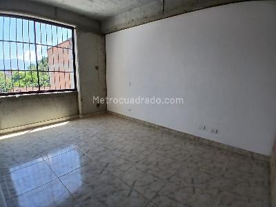 Apartamento de 2 alcobas en arriendo en La Floresta, Medellín, 87 m² · foto 7 de 11