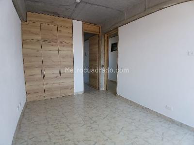 Apartamento de 2 alcobas en arriendo en La Floresta, Medellín, 87 m² · foto 8 de 11