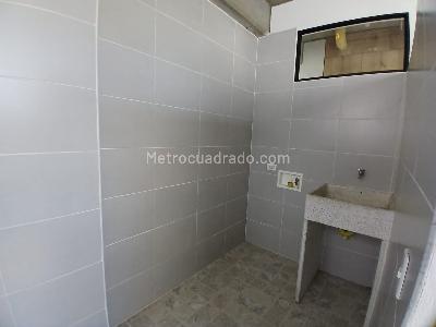 Apartamento de 2 alcobas en arriendo en La Floresta, Medellín, 87 m² · foto 10 de 11