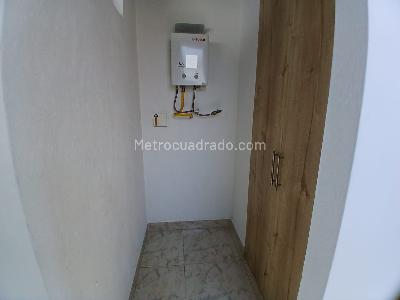 Apartamento de 2 alcobas en arriendo en La Floresta, Medellín, 87 m² · foto 11 de 11