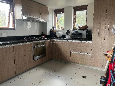 Apartamento de 3 alcobas en venta en Gratamira, Bogotá, 170 m² · foto 4 de 20