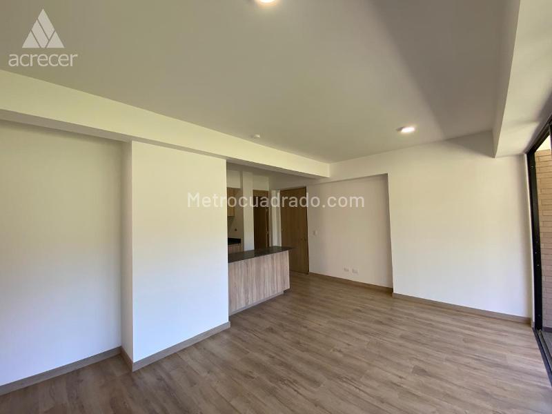 3BR Apartment with Study in El Retiro - 5