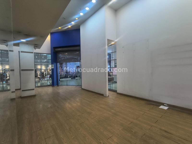 Local Comercial en Arriendo, Bochica, Bogotá D.C. - Mehr