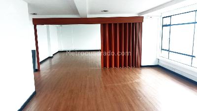 Casa de 5 alcobas en venta en Quinta Paredes, Bogotá, 502 m² · foto 7 de 20