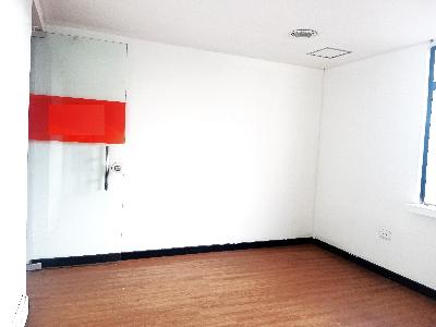Casa de 5 alcobas en venta en Quinta Paredes, Bogotá, 502 m² · foto 9 de 20