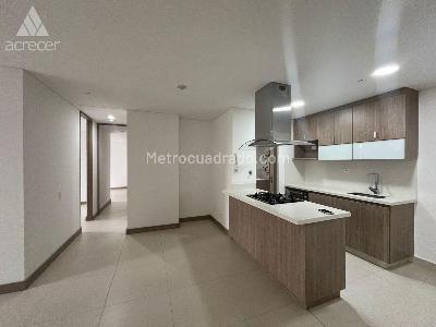 Apartamento de 2 alcobas en arriendo en Loma De Los Mesa, Envigado, 76 m² · foto 2 de 20