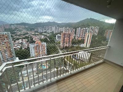 Apartamento de 2 alcobas en arriendo en Loma De Los Bernal, Medellín, 51 m² · foto 15 de 16