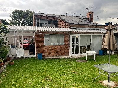 Casa de 4 alcobas en venta en Niza, Bogotá, 364 m² · foto 10 de 20