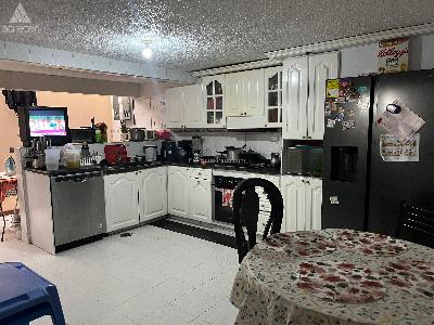 Casa de 4 alcobas en venta en Niza, Bogotá, 364 m² · foto 19 de 20