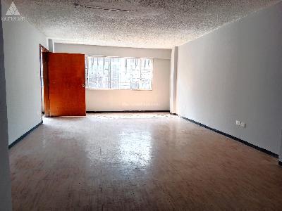 Casa de 5 alcobas en venta en 20 De Julio, Bogotá, 273 m² · foto 13 de 20