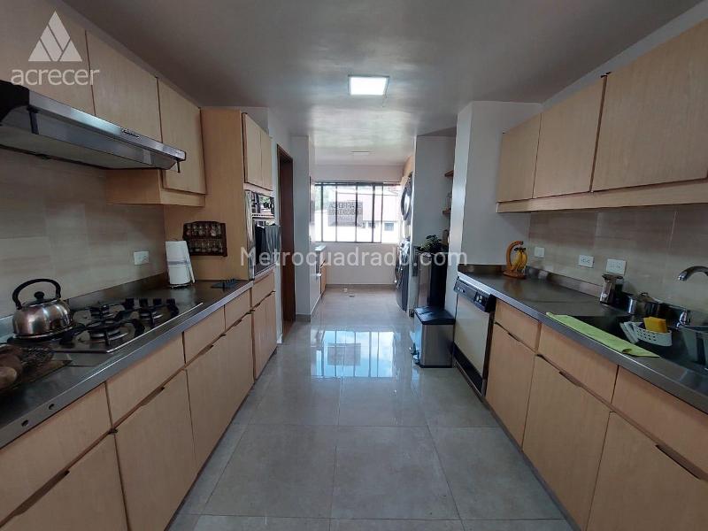 Apartamento Amplio de 3 Alcobas con Balcón en La Frontera M - 3