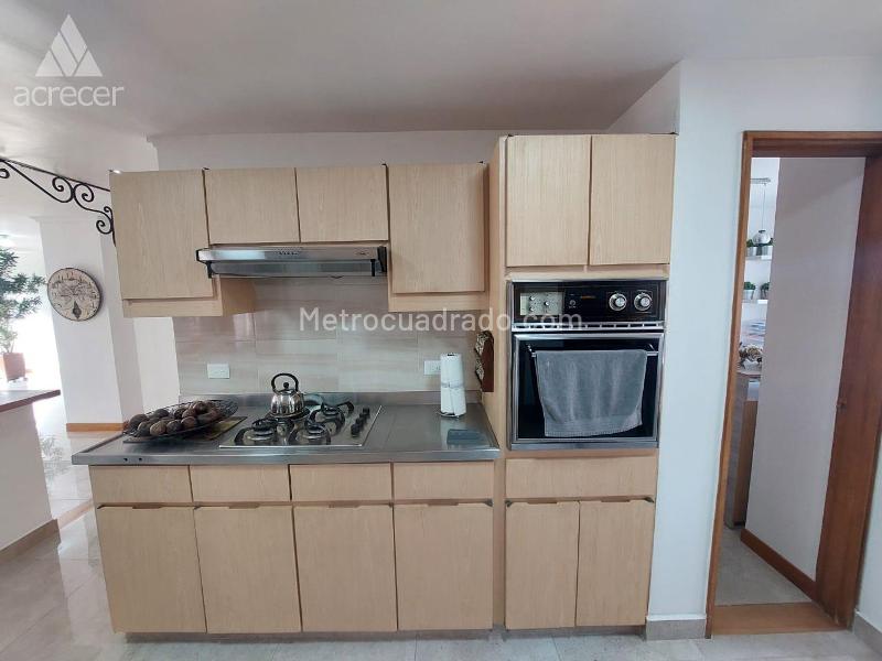 Apartamento Amplio de 3 Alcobas con Balcón en La Frontera M - 5