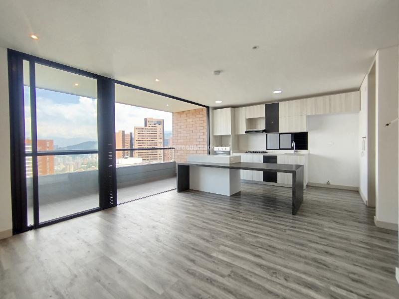 Apartamento de 2 Alcobas en Los González, El Poblado - 2