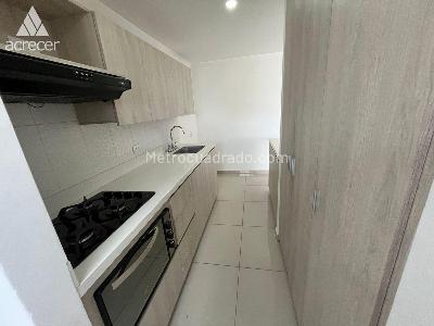 Apartamento de 3 alcobas en arriendo en Sabaneta, Sabaneta, 85 m² · foto 3 de 20