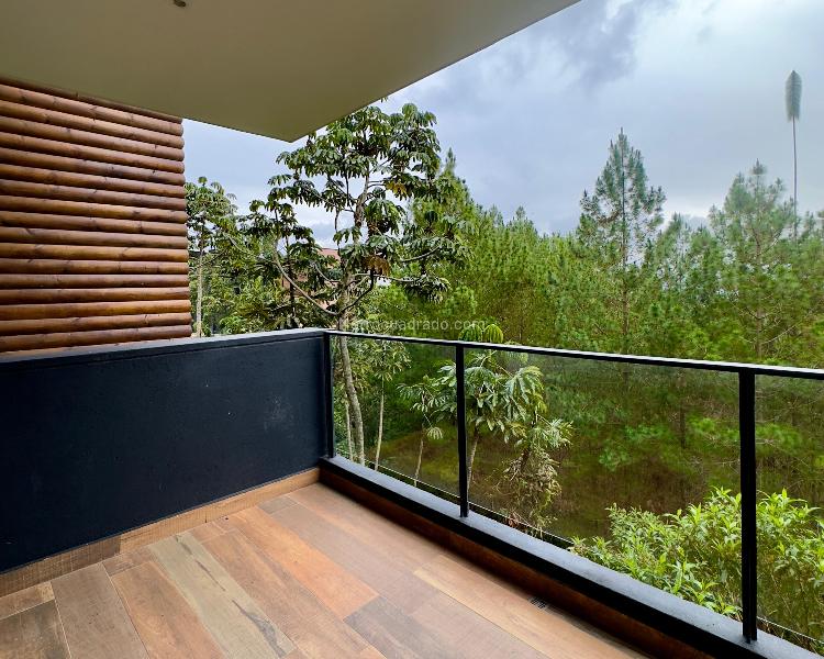 2BR Apartment in El Retiro (85 m²) - 2