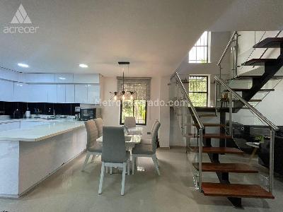 Casa de 5 alcobas en venta en Rionegro, Rionegro, 81 m² · foto 3 de 20