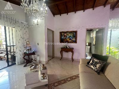 Casa de 5 alcobas en venta en Santa Fe, Medellín, 186 m² · foto 2 de 20