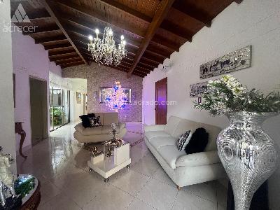 Casa de 5 alcobas en venta en Santa Fe, Medellín, 186 m² · foto 3 de 20