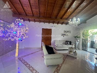 Casa de 5 alcobas en venta en Santa Fe, Medellín, 186 m² · foto 5 de 20