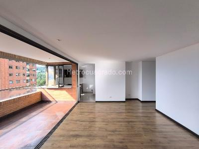 Apartamento de 2 alcobas en venta en Las Lomas, Medellín, 140 m² · foto 3 de 20