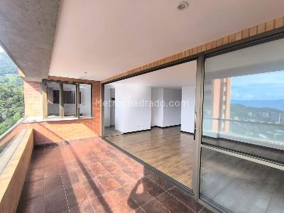 Apartamento de 2 alcobas en venta en Las Lomas, Medellín, 140 m² · foto 5 de 20