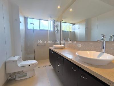 Apartamento de 2 alcobas en venta en Las Lomas, Medellín, 140 m² · foto 16 de 20