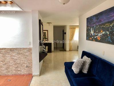 Casa de 4 alcobas en venta en La Castellana, Medellín, 130 m² · foto 3 de 10