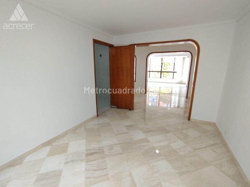 Apartamento Amoblado de 3 Alcobas en Transversal Inferior Poblado - 4