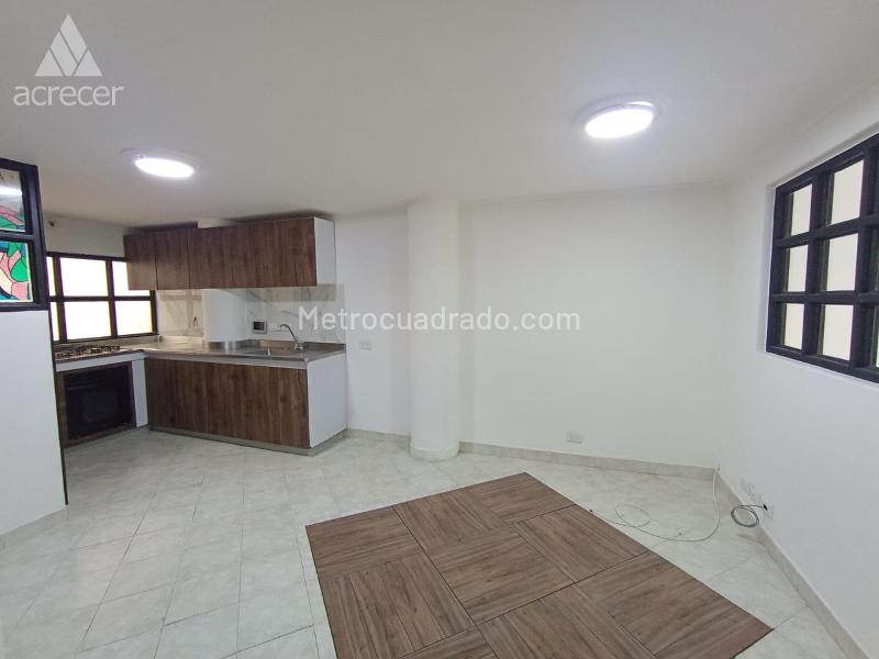 Spacious 3BR Apartment in Almeria - 7