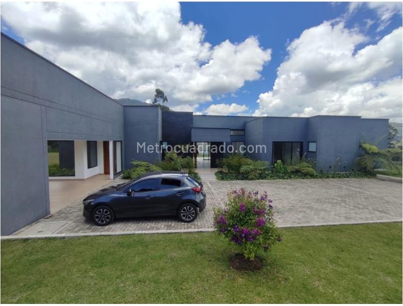 3BR House in El Retiro (375 m²) - 2