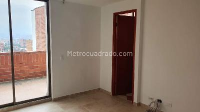Apartamento de 4 alcobas en arriendo en Laureles, Medellín, 240 m² · foto 20 de 20