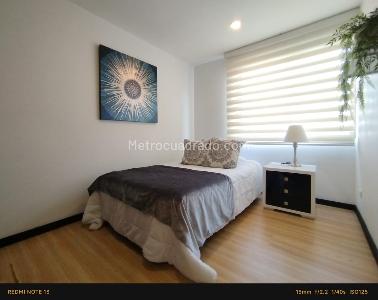 Apartamento de 3 alcobas en arriendo en Las Lomas, Medellín, 90 m² · foto 10 de 16