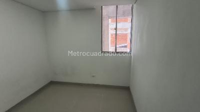 Apartamento de 2 alcobas en arriendo en Robledo, Medellín, 40 m² · foto 8 de 12