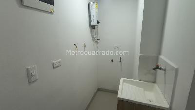 Apartamento de 2 alcobas en arriendo en Robledo, Medellín, 40 m² · foto 11 de 12