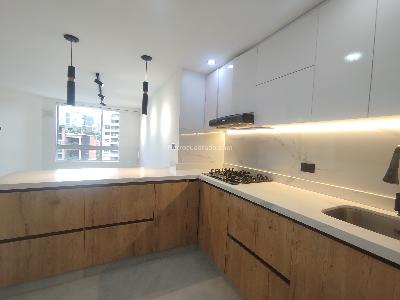 Apartamento de 1 alcoba en arriendo en Lalinde, Medellín, 50 m² · foto 5 de 12